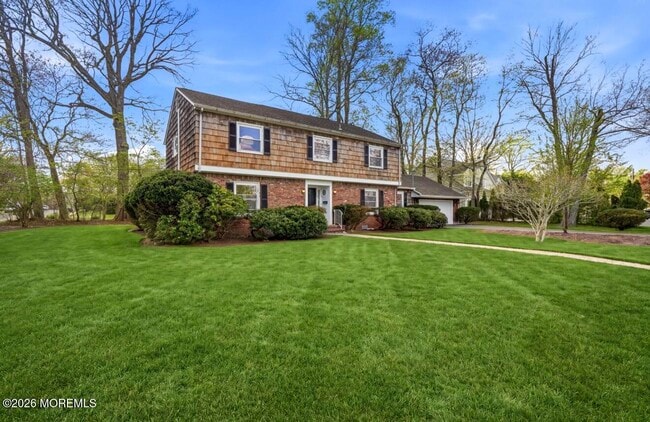Building Photo - 600 N Edgemere Dr