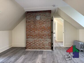 Building Photo - 151 S Main St