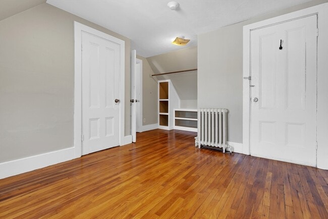 Building Photo - 28 Evergreen St