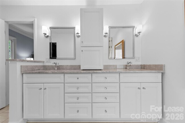 Building Photo - 19314 Yachtman Dr