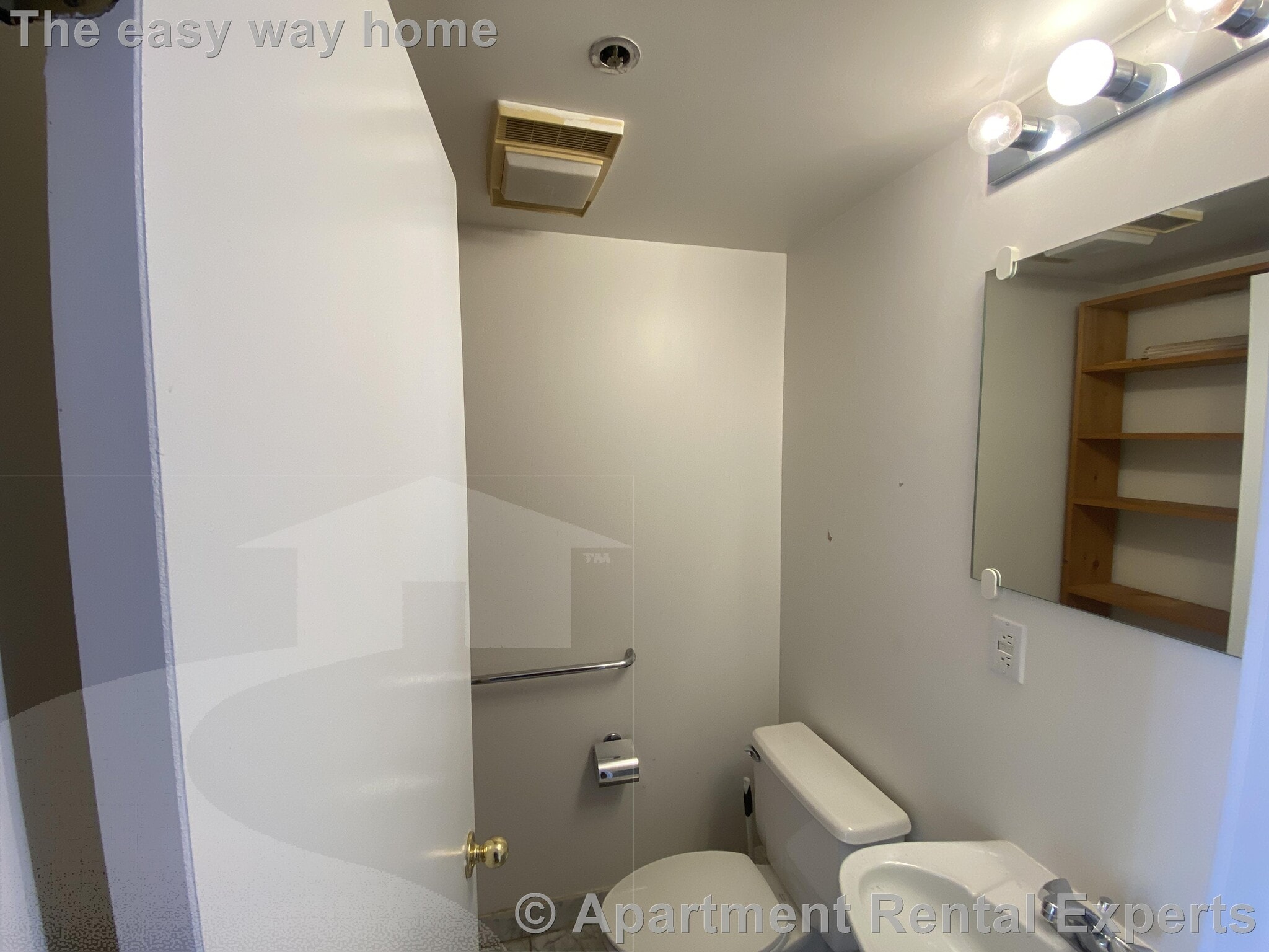 Building Photo - 931 Massachusetts Ave