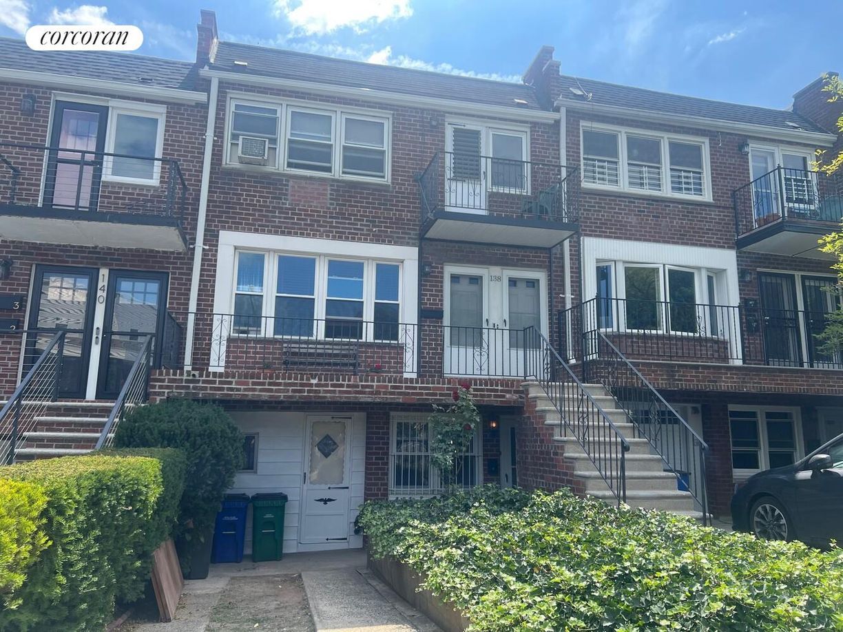Building Photo - 138 Terrace Pl
