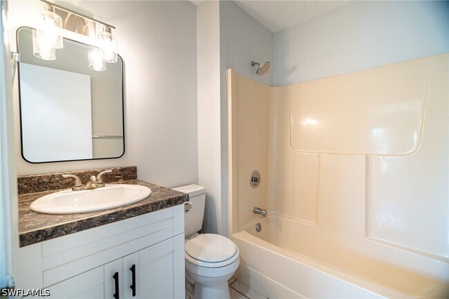 Building Photo - 5254 Treetops Dr