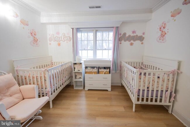 Building Photo - 24 Rose Apple Rd