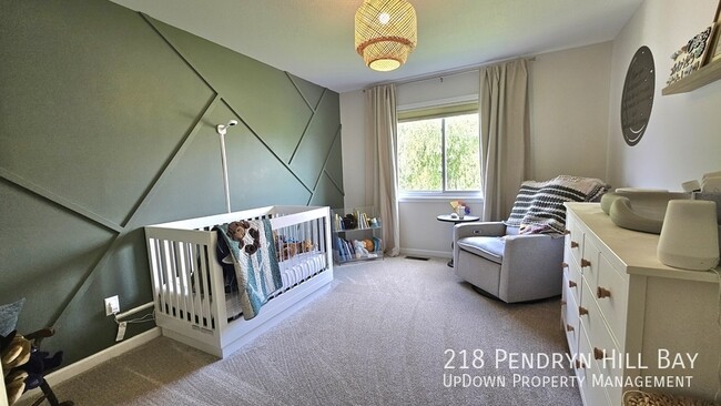 Building Photo - 218 Pendryn Hill Bay