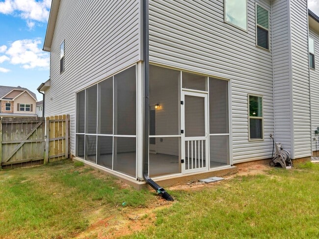 Building Photo - Spacious 4BR Home with Fenced Yard & Community Pool