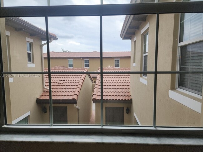 Building Photo - 14722 SW 12th St