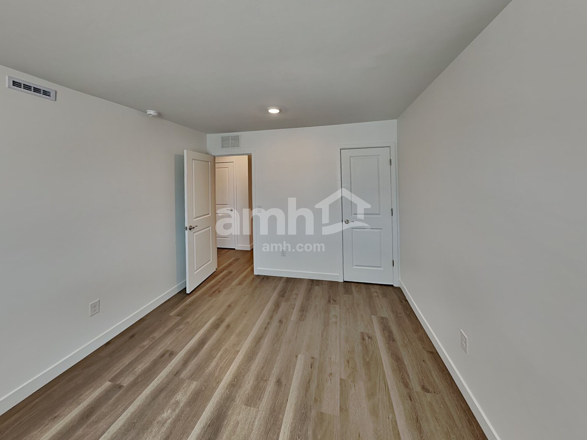 Building Photo - 9699 N Rancho Lozano