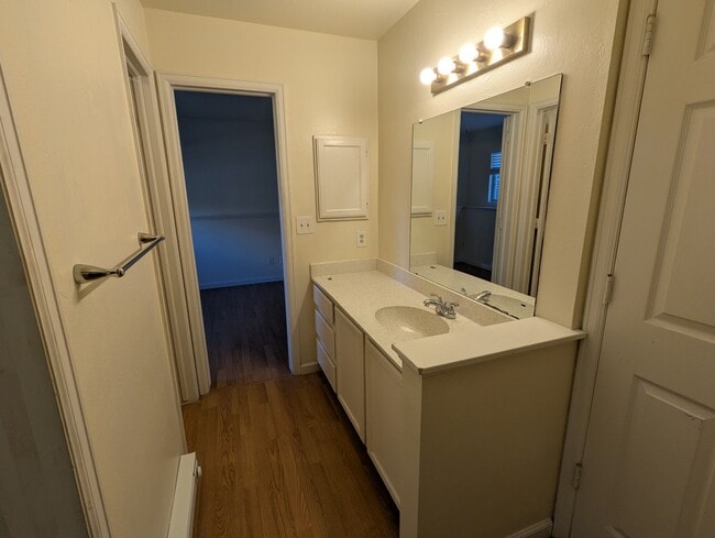 Building Photo - 3531 Windmill Dr