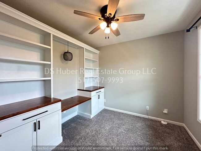 Building Photo - 2960 Medinah Dr