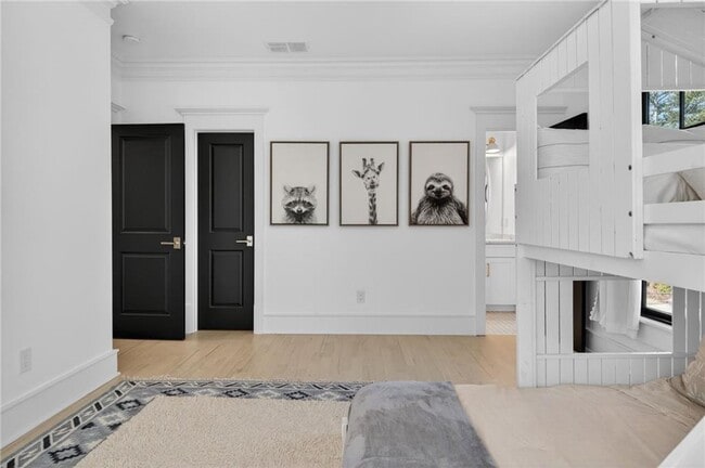 Building Photo - 1812 Wellbourne Dr NE