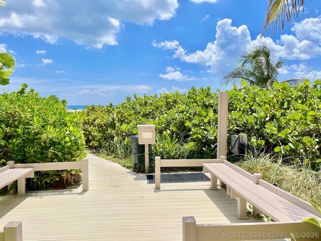 Building Photo - 2800 N Ocean Dr