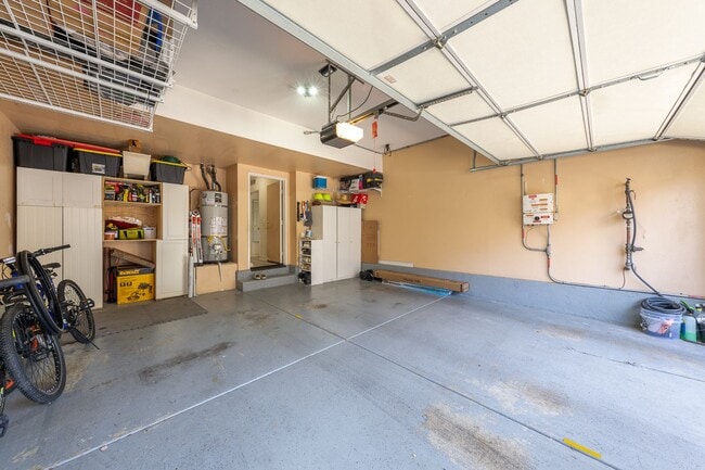 Building Photo - Beautiful Townhome in Chula Vista zz