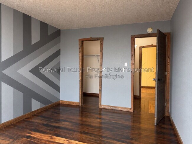 Building Photo - 6214 24th St S