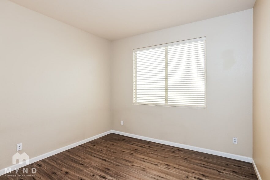 Building Photo - 4126 W Monona Dr