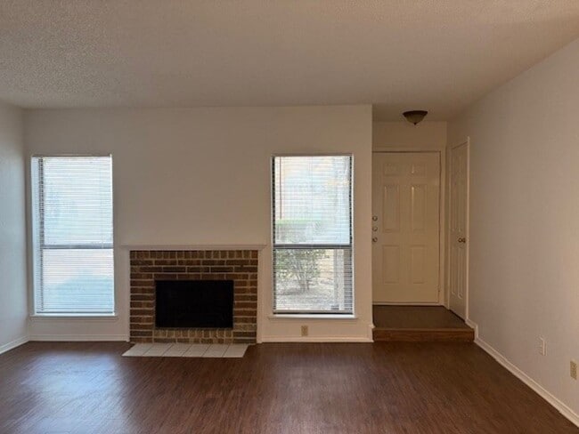 Building Photo - 2 Story Condo