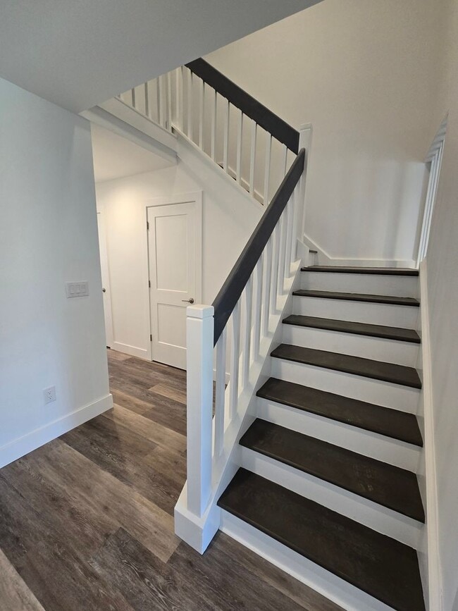 Building Photo - 1304 Seaton Rd