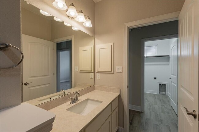 Building Photo - 6224 Lake Teravista Way