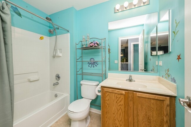 Building Photo - 646 Grand Canyon Cir