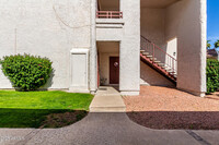 Building Photo - 7350 N Vía Paseo Del Sur
