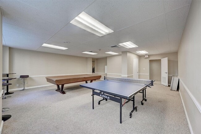 Building Photo - 111 N Pompano Beach Blvd