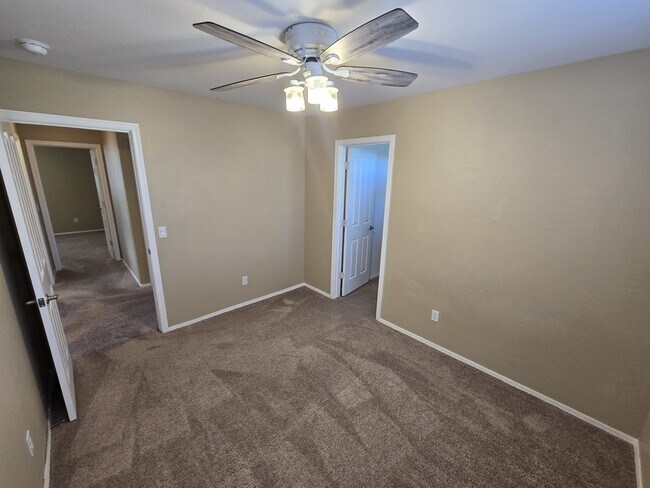 Building Photo - 6072 S Tucana Ln