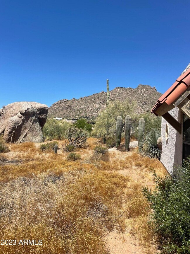 7268 E Stagecoach Pass 7268 E Stagecoach Pass Carefree AZ 85377