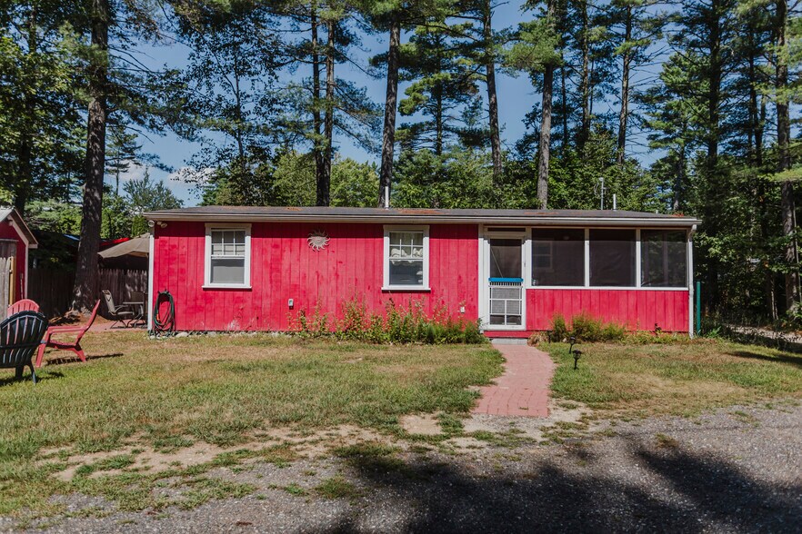 Building Photo - 61 Hall Rd