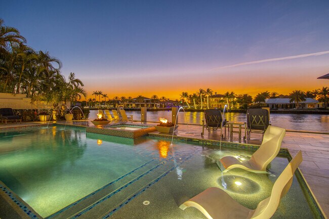 Building Photo - 3109 NE 42nd Ct