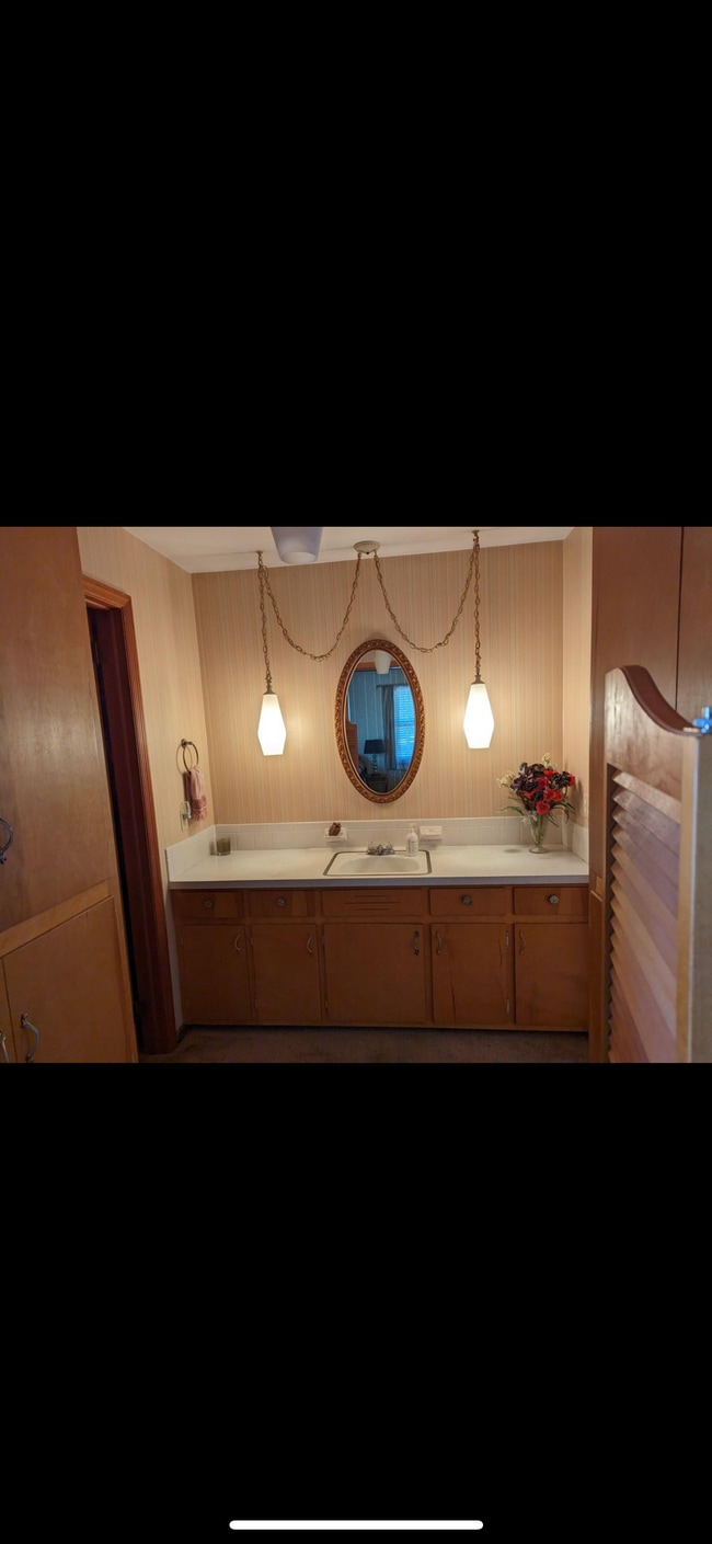 Building Photo - 226 Old Gray Station Rd