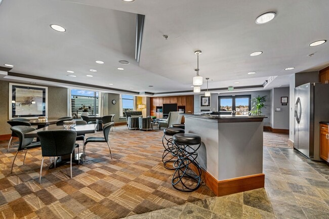 Building Photo - Come live in Penterra Plaza!