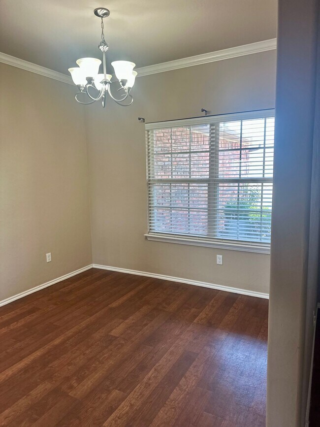 Building Photo - 2928 Thompson Farm Ln