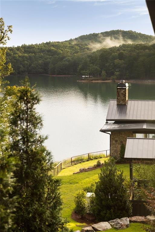 Building Photo - 725 Rocky Point Dr