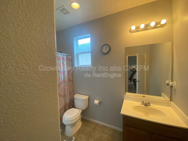 Building Photo - 297 Emory Oak Pl