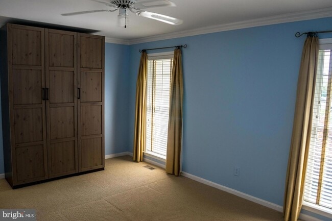 Building Photo - 206 Prospect Bay Dr W