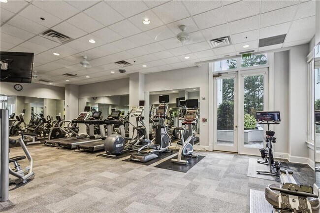 Building Photo - 2500 Peachtree Rd NW
