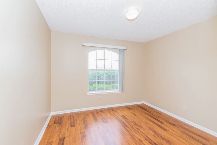 Building Photo - 2963 Waters View Cir