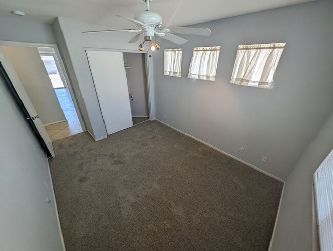 Building Photo - 1821 Running Fawn Ct