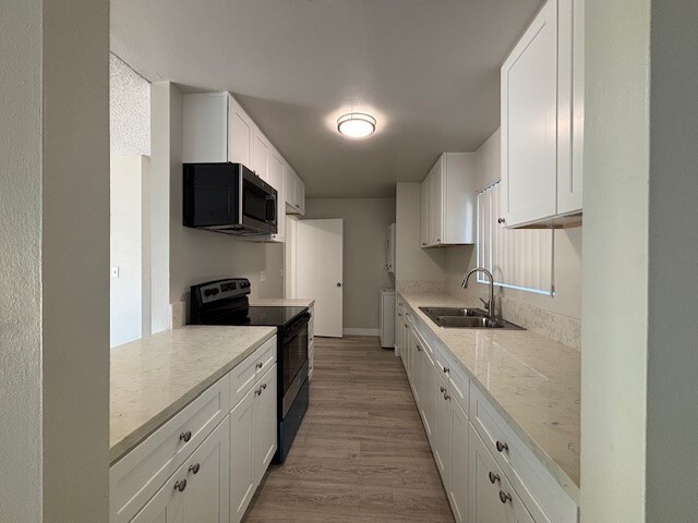 Building Photo - 5502 Fernhill Cir