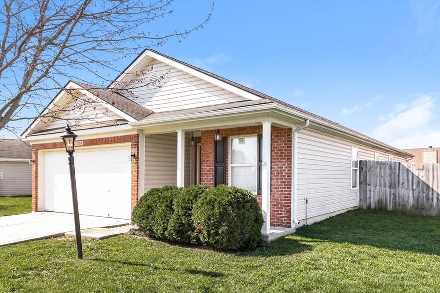 Building Photo - 5558 Wild Horse Dr