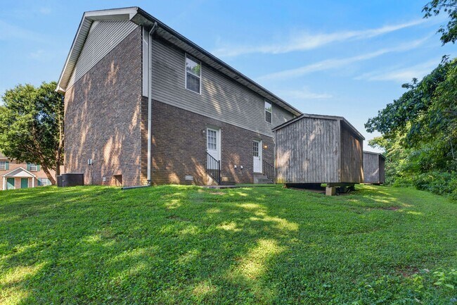 Building Photo - 1731 Baltimore Dr