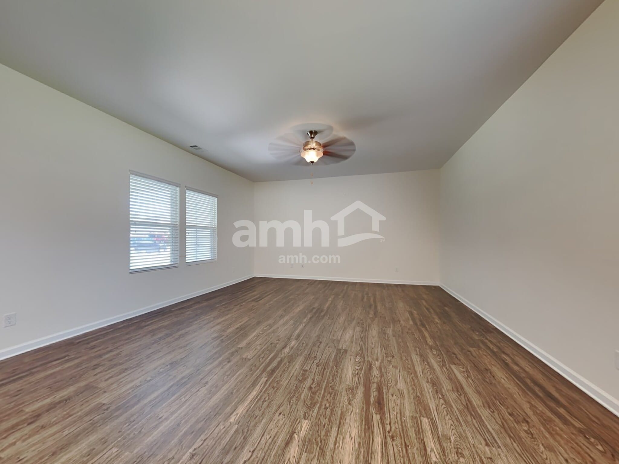 Building Photo - 309 Dogwood Cir