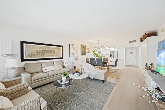 Building Photo - 5100 N Ocean Dr