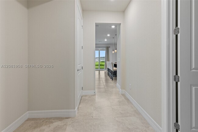 Building Photo - 10407 SW Captiva Dr
