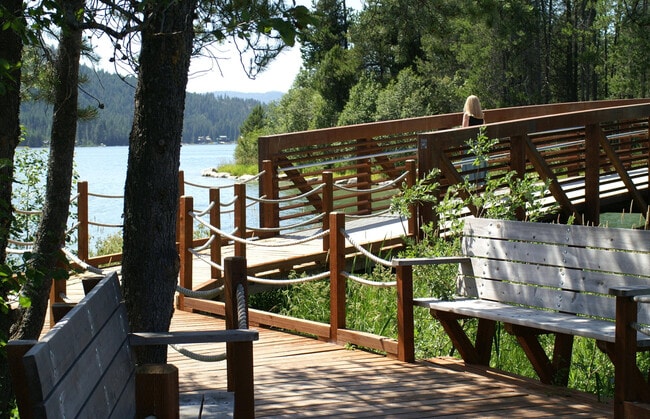 Building Photo - 502 Guthrie Place