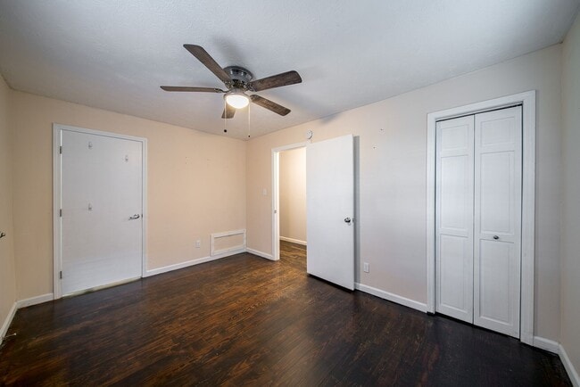 Building Photo - 3 Bedroom 2 bath Harris County