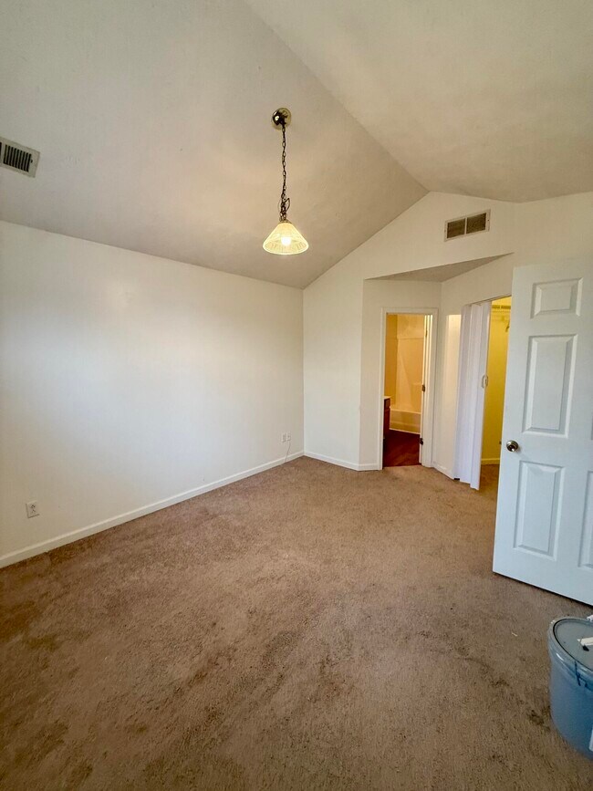 Building Photo - 781 Nickwood Trail