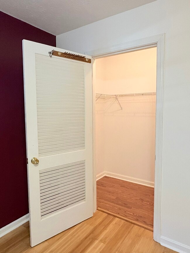 Building Photo - 11 Hightower Ct