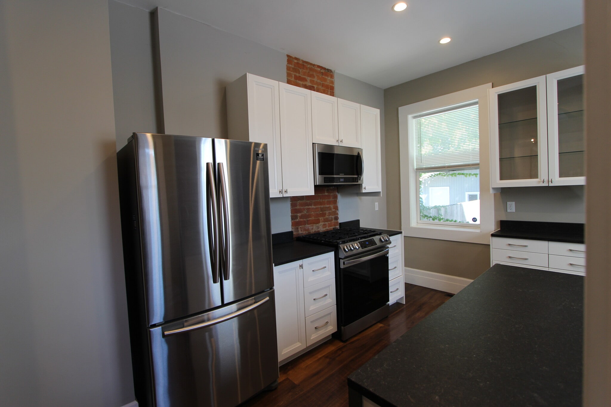 Building Photo - 164 N 18th St