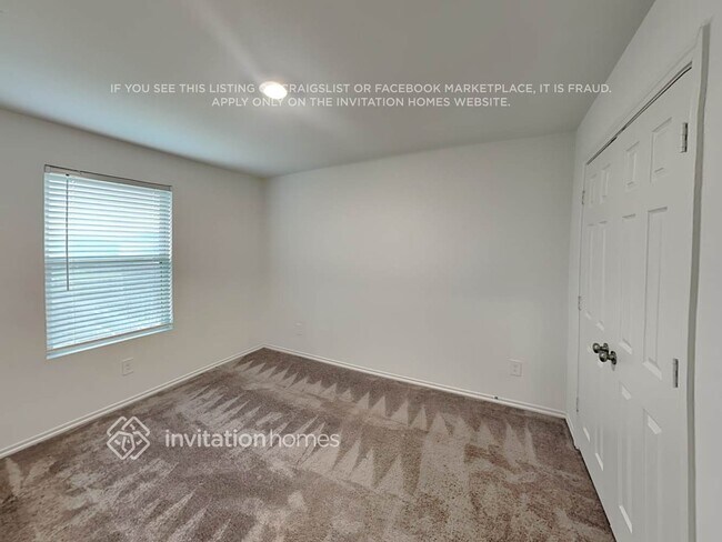 Building Photo - 24106 Mustang Run Dr